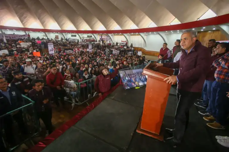 Fernando Vilchis en Toluca Edoméx Reúne a más de 25 mil Mexiquenses en apoyo a Claudia Sheinbaum