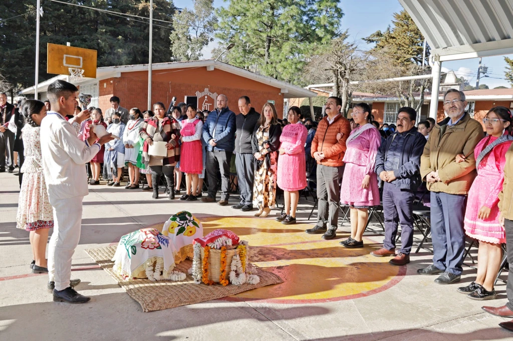 La Gobernadora Delfina Gómez impulsa la transformación educativa y la inclusión de los pueblos originarios: M iguel Ángel Hernández Espejel