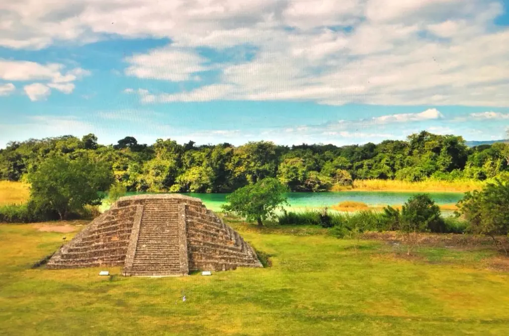 Las Zonas Arqueológicas de Chiapas son atendidas Permanentemente por el INAH