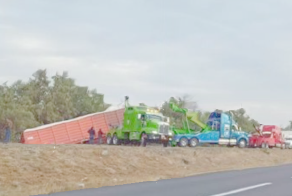 Se Accidentan dos Trailer de Carga en la México Pirámides Edomex, Tráfico Pesado