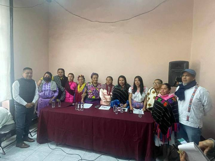 Indígenas de la CDMX apoyan las candidaturas de Claudia Sheinbaum y de Clara Brugada