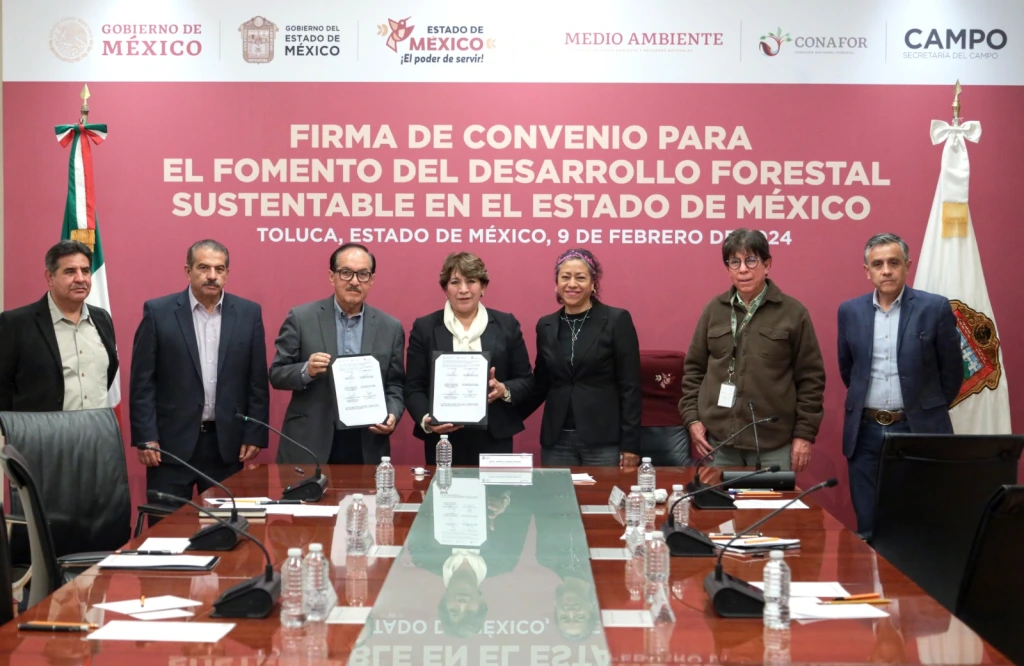 Firma Gobernadora Delfina Gómez convenio con Conafor para conservar y desarrollar las zonas forestales del Esta do de México