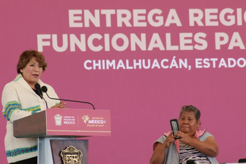 Gobernadora Delfina Gómez lleva el “Programa de Entrega de Aparatos Funcionales para Adultos Mayores” al or iente de la entidad