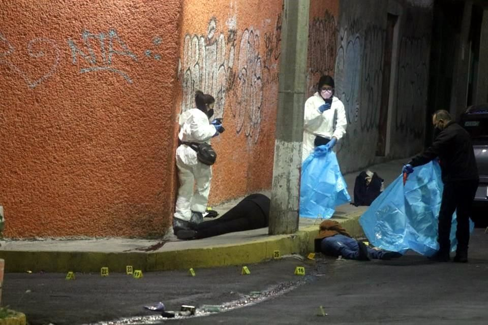 Ejecutan a dos sujetos cuando caminaban en calles de Melchor Ocampo