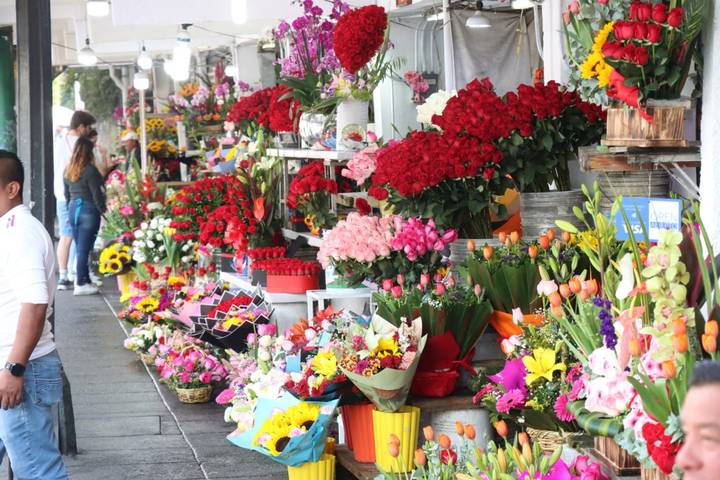 Inflación encarece el 22.3% el Dúa del Amor y la Amistad