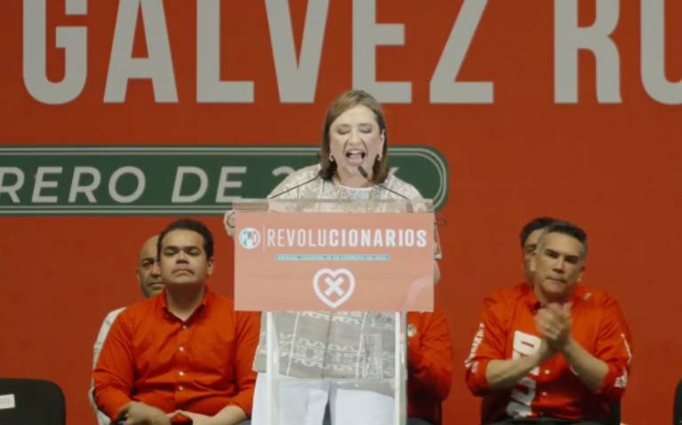 Xóchitl Gálvez recibe en Yucatán la constancia del PRI como su candidata presidencial