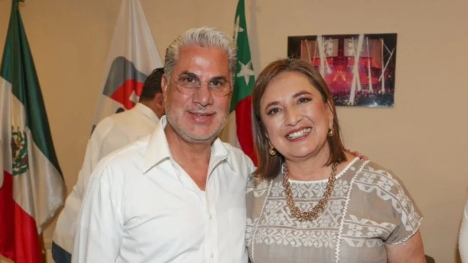 Alejandro Rojas Díaz Durán se une a la campaña de Xóchitl Gálvez tras renunciar a Morena