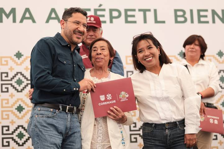 Batres entrega tres mil 881 apoyos en beneficio del suelo de conservación