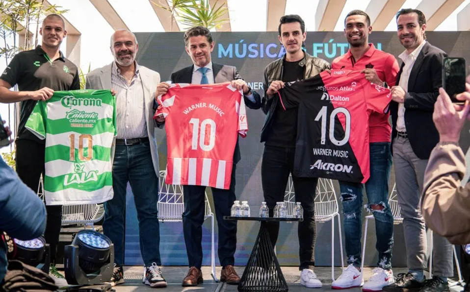 Orlegi Sports y Warner Music hacen alianza para que haya conciertos en estadios de futbol