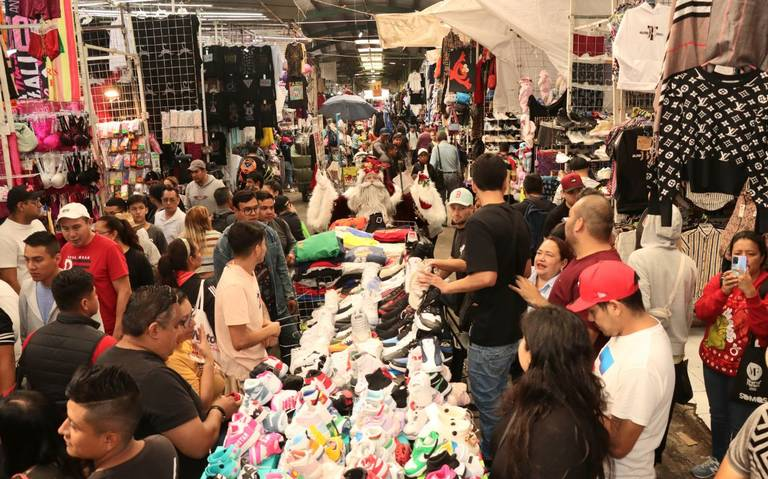 Tepito y otros dos mercados mexicanos; en la lista negra de EU, distribuidores de piratería