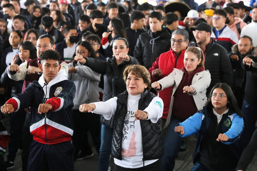 La Gobernadora Delfina Gómez hace un llamado a las autoridades, comunidad escolar y familia para abrazar la luc ha contra las adicciones