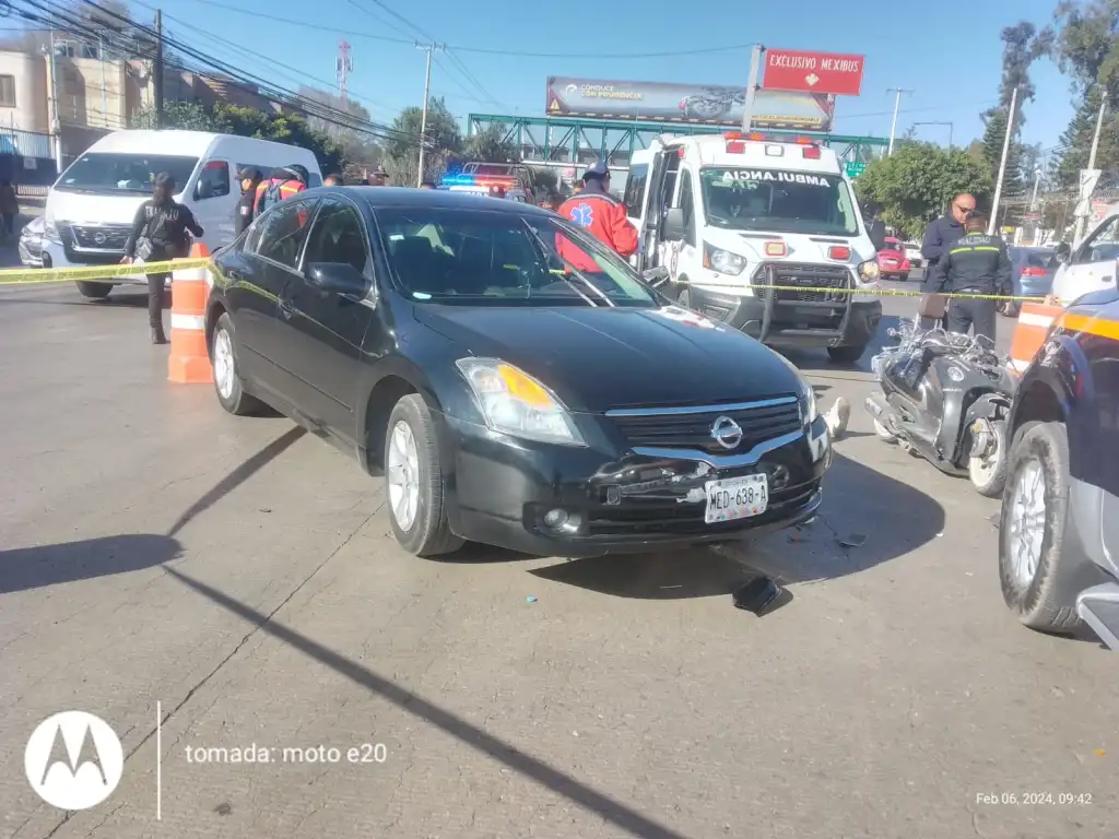 Un Motociclista muere al Impactarse con Vehiculó de Frenteen Carril de Méxibús en Tultitlan Edoméx