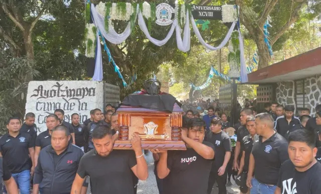 Normalista asesinado en Chilpancingo estuvo en derribamiento de puerta de Palacio Nacional