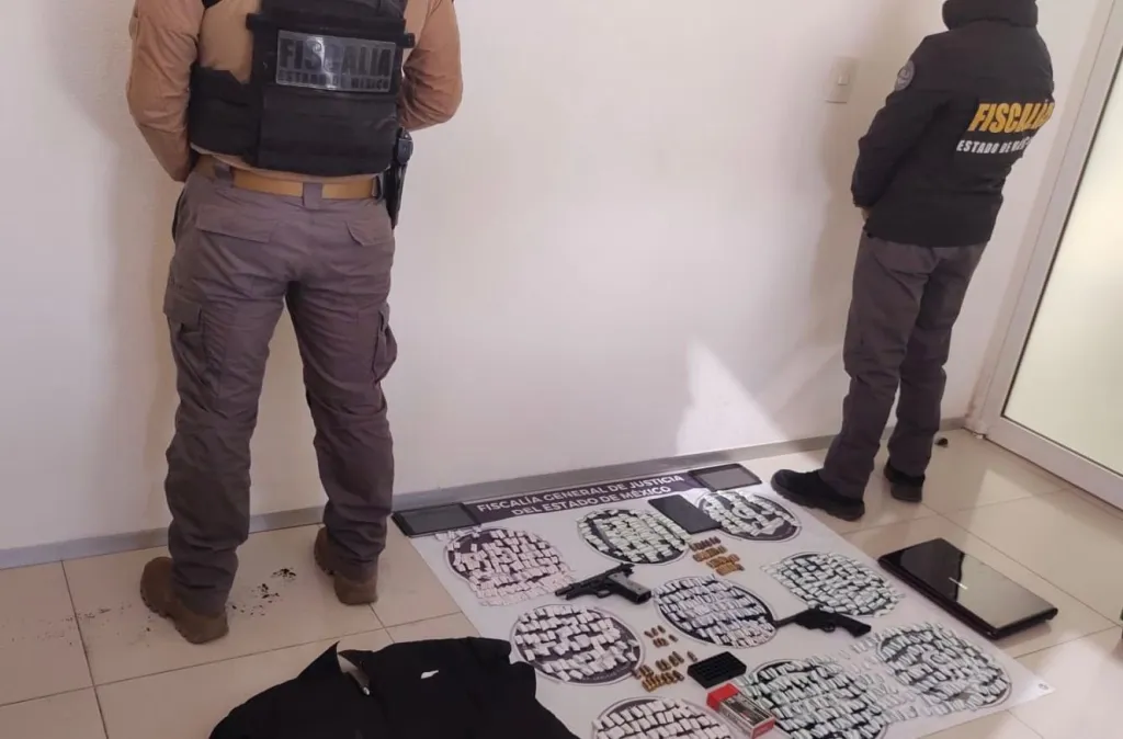 Asegura Fiscalía Edoméx, Narcóticos, Armas y Cartuchos Útiles, Mediante Ejecución de Cateo en Inmueble del  Municipios de Teoloyucan Edoméx