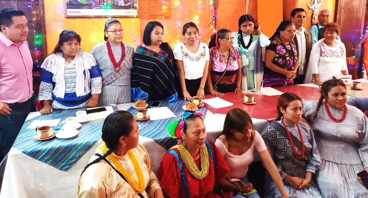 Exigen Grupo Originarios a Candidatas a no Claudicar los Derechos Indígenas en México