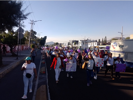 Mujeres antorchistas realizan caminatas en Tláhuac para conmemorar el Día Internacional de la Mujer