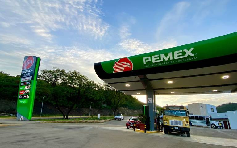 Pemex refuerza su dominio en el mercado de combustibles