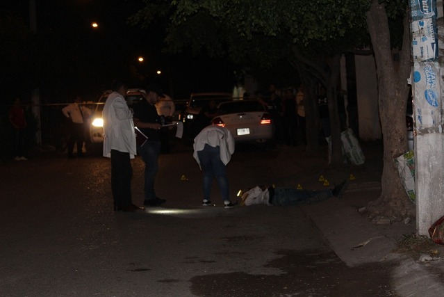 Tras corretiza ejecutan a sujeto en San Vicente Chiconautla