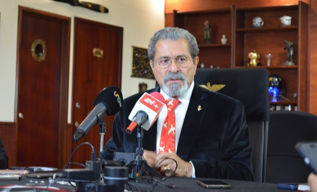 AMLO no quiso renovar la Terminal 1 del AICM: Velázquez Tiscareño