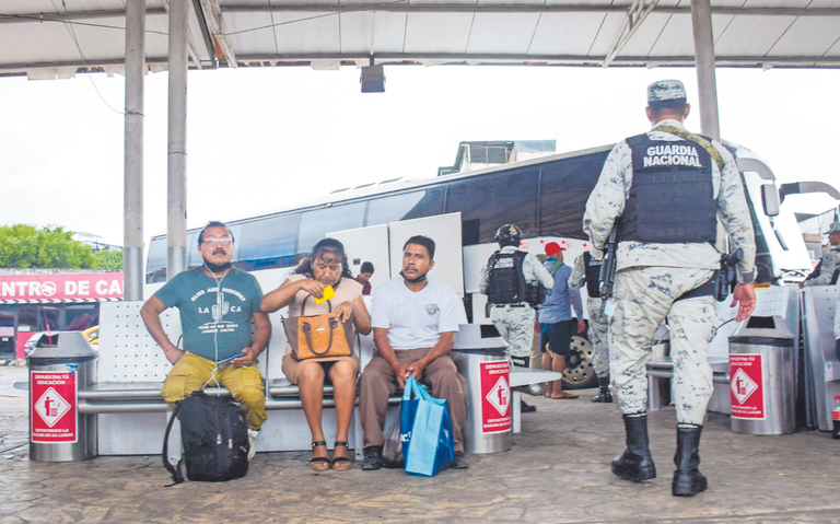 Gobierno federal repatriará a migrantes hasta Panamá en autobús