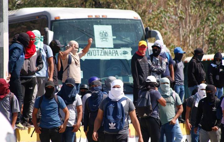 Padres de los 43 normalistas le exigirán a AMLO, esclarecer el caso de Yanqui Gómez