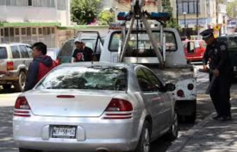 En el Edoméx quieren Municipalizar Servicio de Grúas