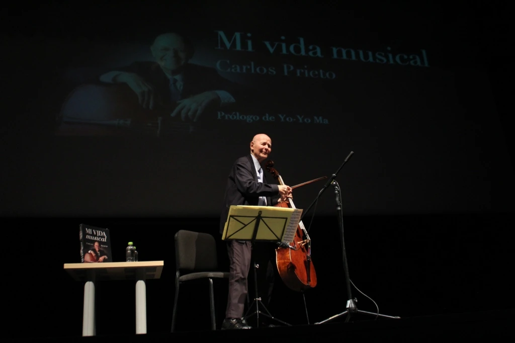 Recibe Centro Cultural Mexiquense Bicentenario al chelista mexicano Carlos Prieto