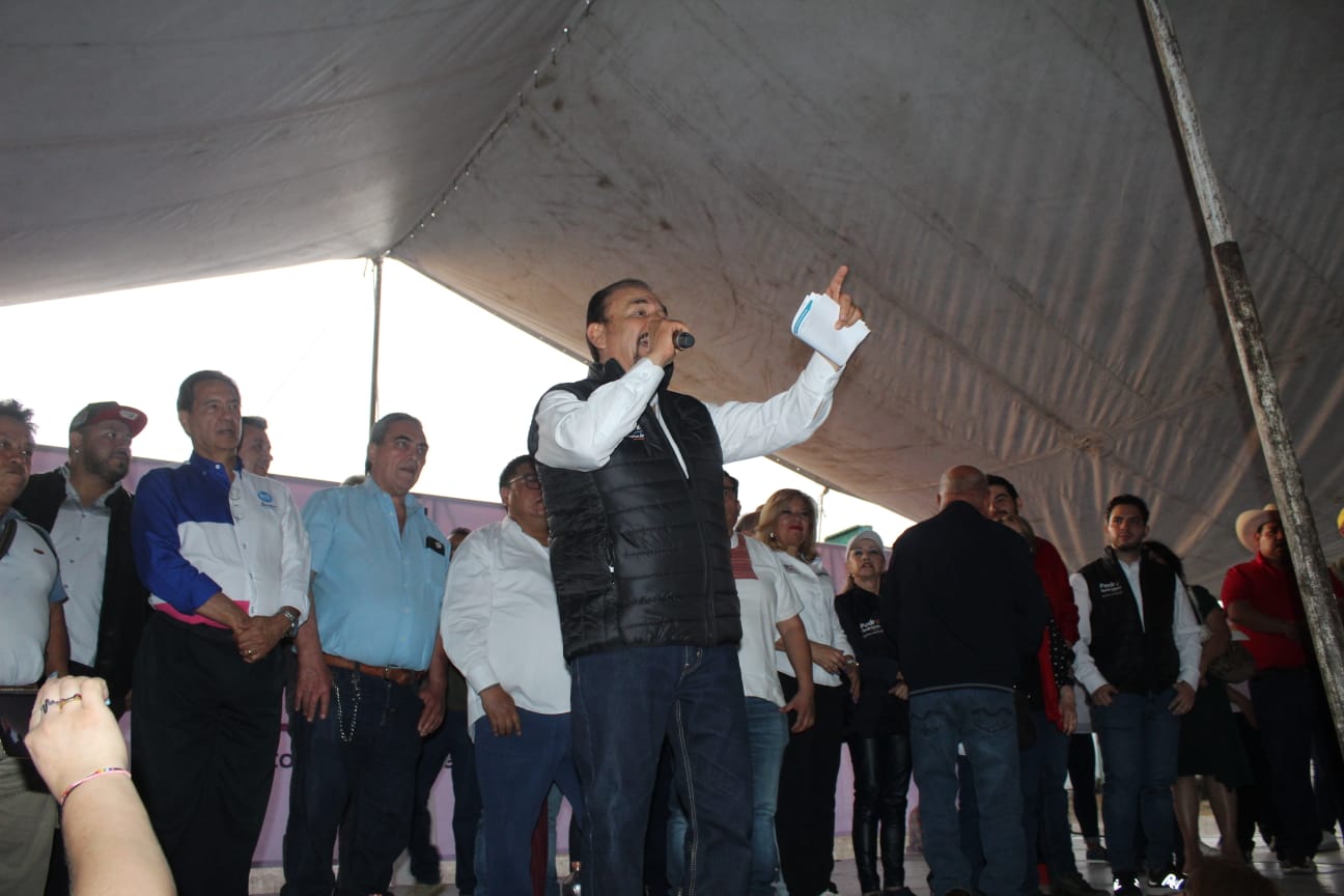 Ante más de 2 mil personas Pedro Rodríguez Villegas arranca campaña en Atizapán