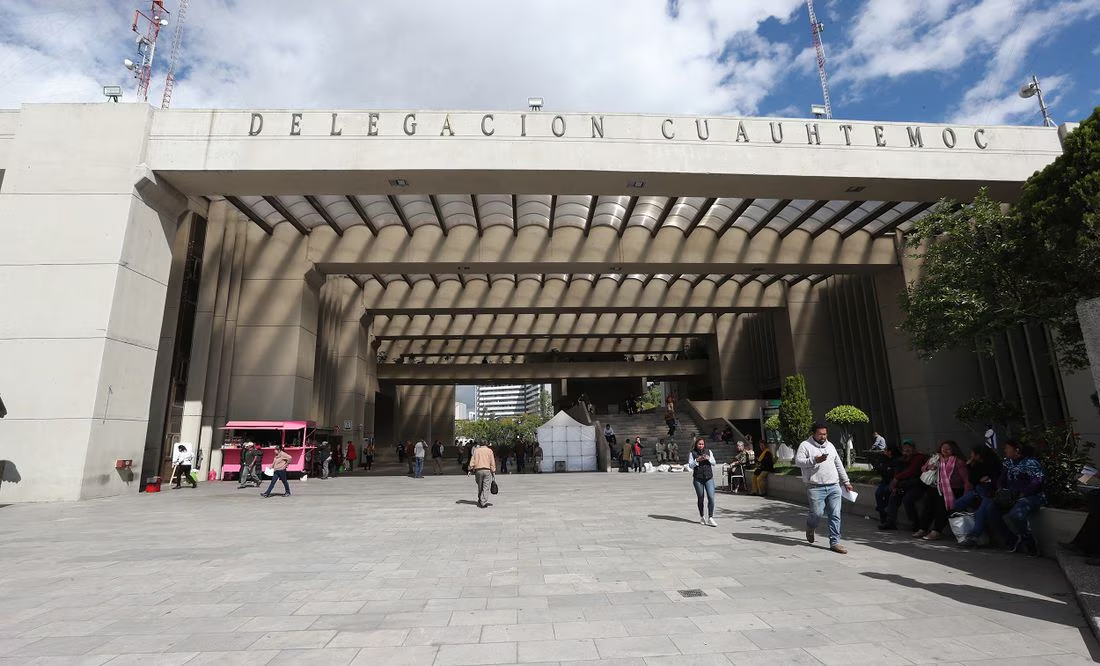 Por ordenes de Sandra Cuevas, remueven a personal de Comunicación Social