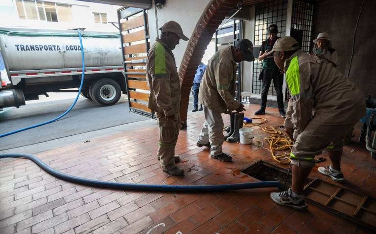 Sacmex lleva más de 100 cisternas lavadas en Benito Juárez