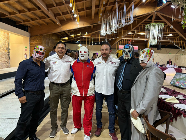 Candidatos de Morena se comprometen a impulsar la lucha libre y garantizar servicios médicos a los profesionale s del ring: Faruk Miguel Take