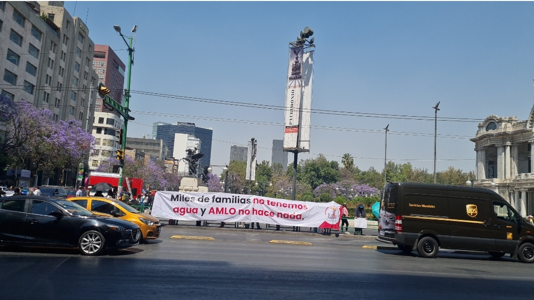 Antorchistas de la CDMX en jornada nacional de protesta por grave escasez de agua