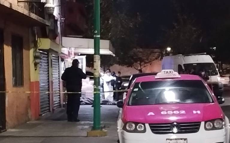 Ejecutan a sujeto con doce disparos frente a la Central de Norte