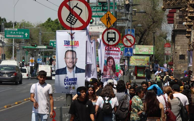 Greenpeace llama a los candidatos de la CDMX a detener su basura electoral, porque tarda en degradarse