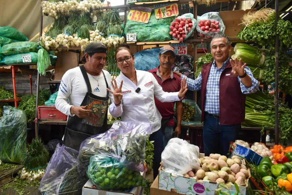 Ofrece Azucena Cisneros, Prioridad en Seguridad y Alumbrado en Central de Abasto en Ecatepec Edoméx
