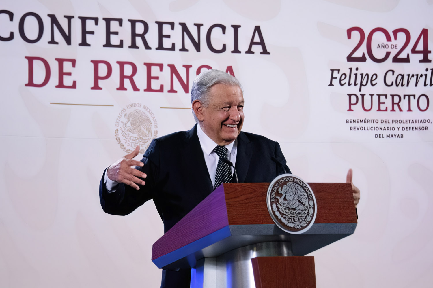 AMLO envía pésame a familiares de víctimas por caída de templete en Nuevo León