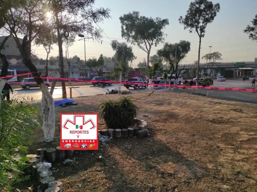En Ecatepec Edoméx, atropellan a pareja de Motocicleta