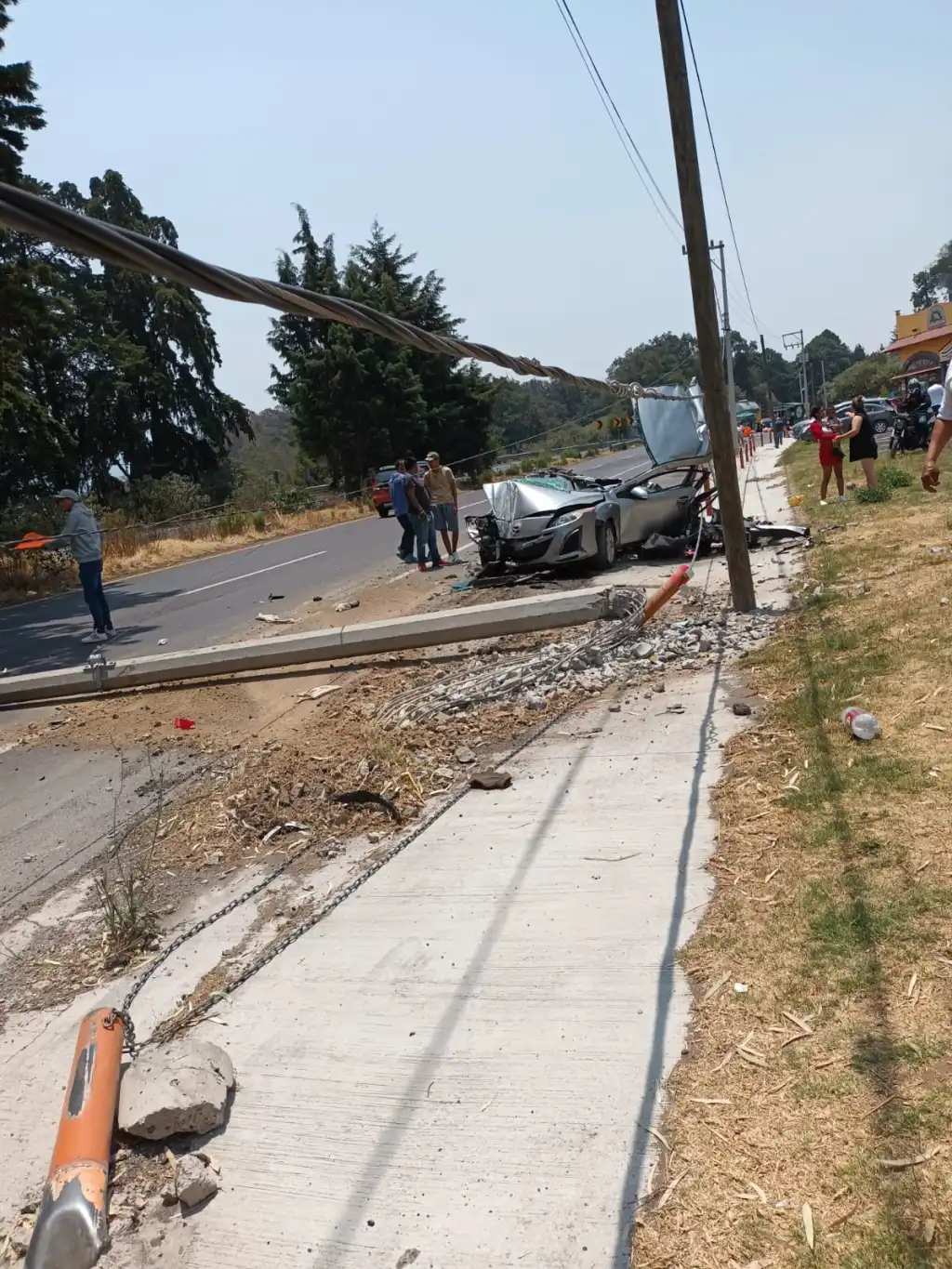 Provoca Choque de Pipa caos en la carretera México-Cuautla cerca de «carnitas Don Agustín»