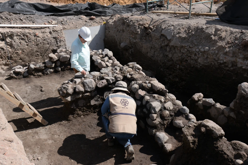 Restos descubren de casa del asentamiento previo al pueblo de indios de San Miguel Chapultepec Edoméx