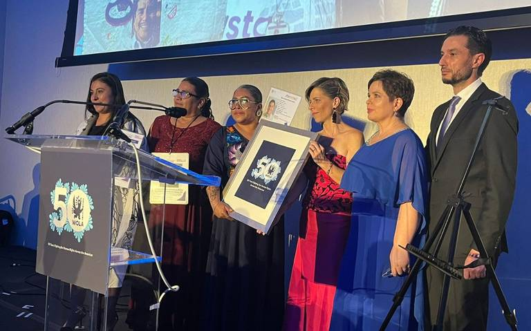 Buscadoras de Guanajuato reciben el premio WOLA de derechos humanos en EU