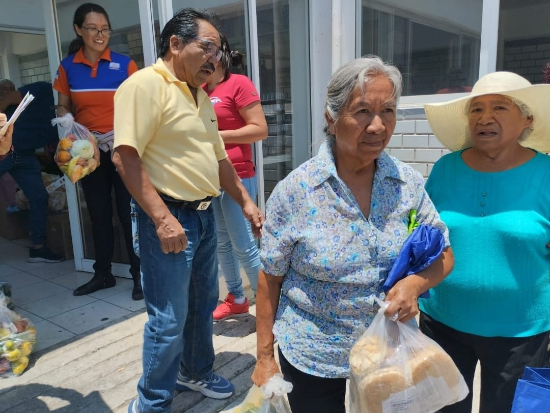 Antorcha apoya familias de escasos recursos de la GAM
