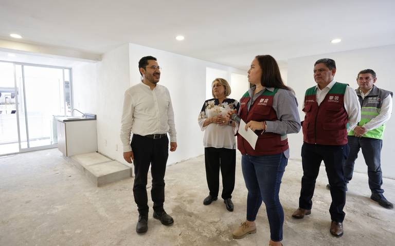 Visita Batres el multifamiliar reconstruido en la Miguel Hidalgo