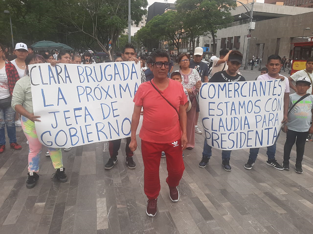 Comerciantes del Centro Histórico respaldan a Claudia Sheinbaum y a Clara Brugada como la próxima presidenta y  jefa de gobierno