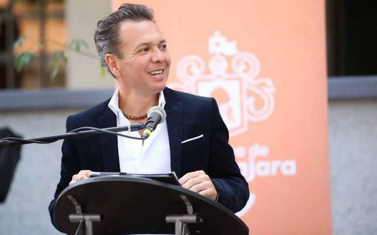 Acusan a Pablo Lemus de hacer compras irregulares de luminarias cuando fue alcalde en Zapopan