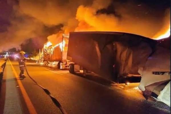 Captura de 6 integrantes del Cártel de Sinaloa provoca bloqueos carreteros y quema de vehículos en Zacatecas