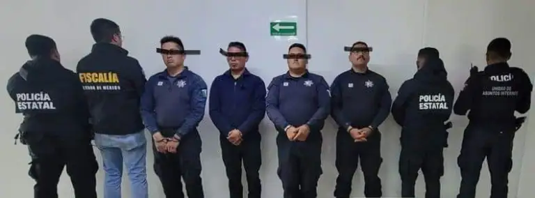 A su madre le exigieron 10 mil pesos, 4 Policías Estatales detenidos por Secuestro Exprés y robo en Metepec Ed oméx