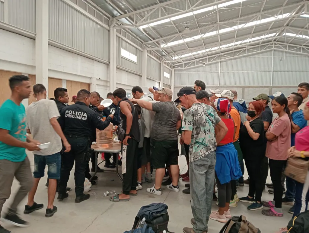 Rescata Policía de Chicoloapan Edoméx a 208 migrantes asiáticos y centroamericanos