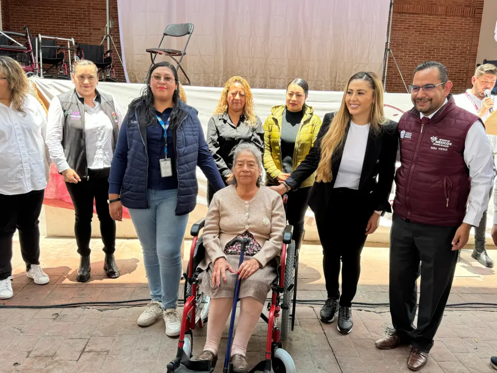 Realizan entrega en Chicoloapan Edomex, regional de Aparatos Funcionales para adultos mayores de 12 municipios