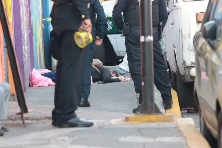 Ejecutan a enfermera cuando iba a su trabajo en Iztapalapa