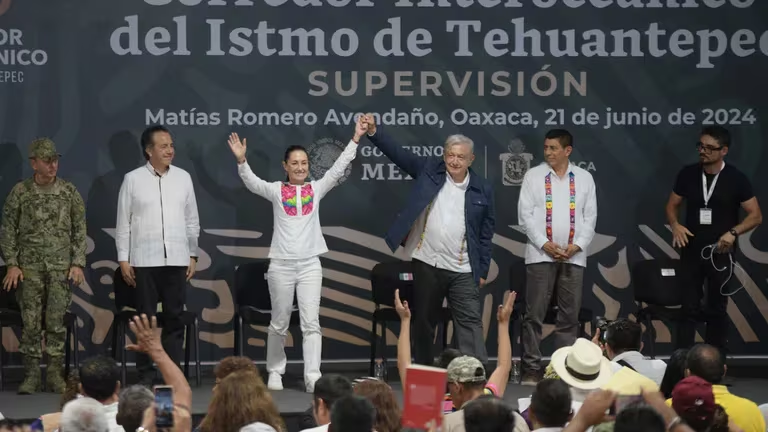 Sheinbaum promete continuar con las megaobras pendientes de López Obrador